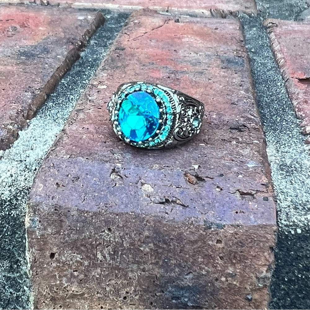 Blue Gemstone filigree, Silver Costume Ring. Size 10 - Picture 5 of 6